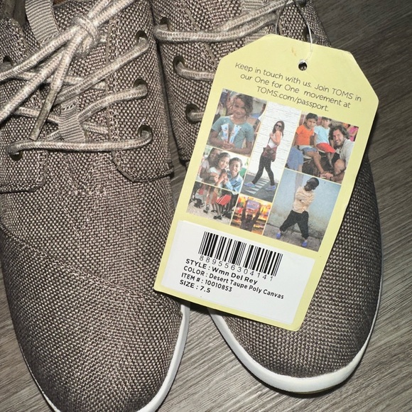 Women’s Toms Del Rey 7.5 - Picture 3 of 4